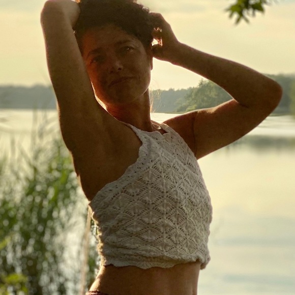 Meet your Posher, Amiko - Picture 2 of 9